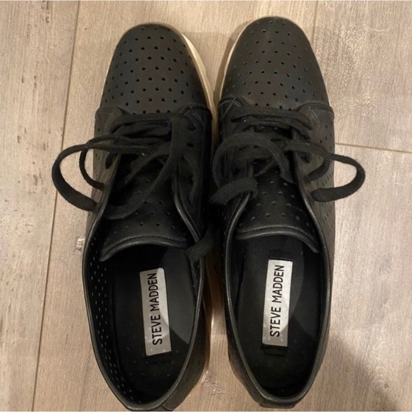 Steve Madden "unfazed" Wedge platform Oxfords - Picture 3 of 6